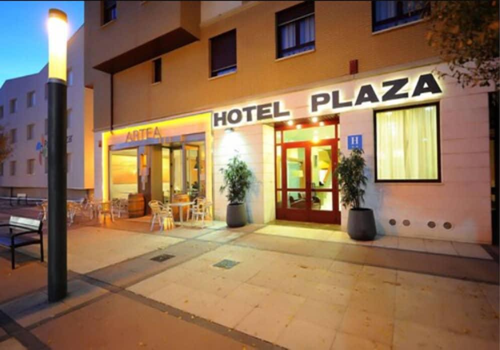 Hotel Pamplona Plaza Eksteriør billede